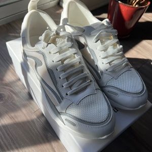 Brand New Sandro Flame Sneakers (40)